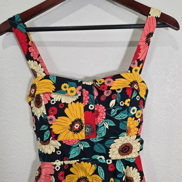 Eva Rose Floral Retro Fit And Flare Swing Dress Size Medium NWT Pinup Rockabilly - Picture 3 of 12